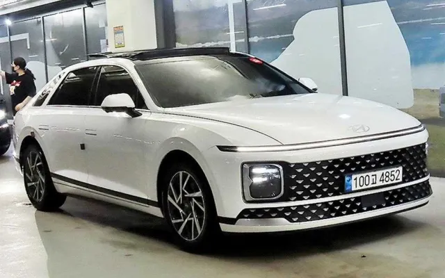 그랜져 그랜저 (GN7) 가솔린 2.5 2WD 매물 사진 17 - 2023/02 50,976km
